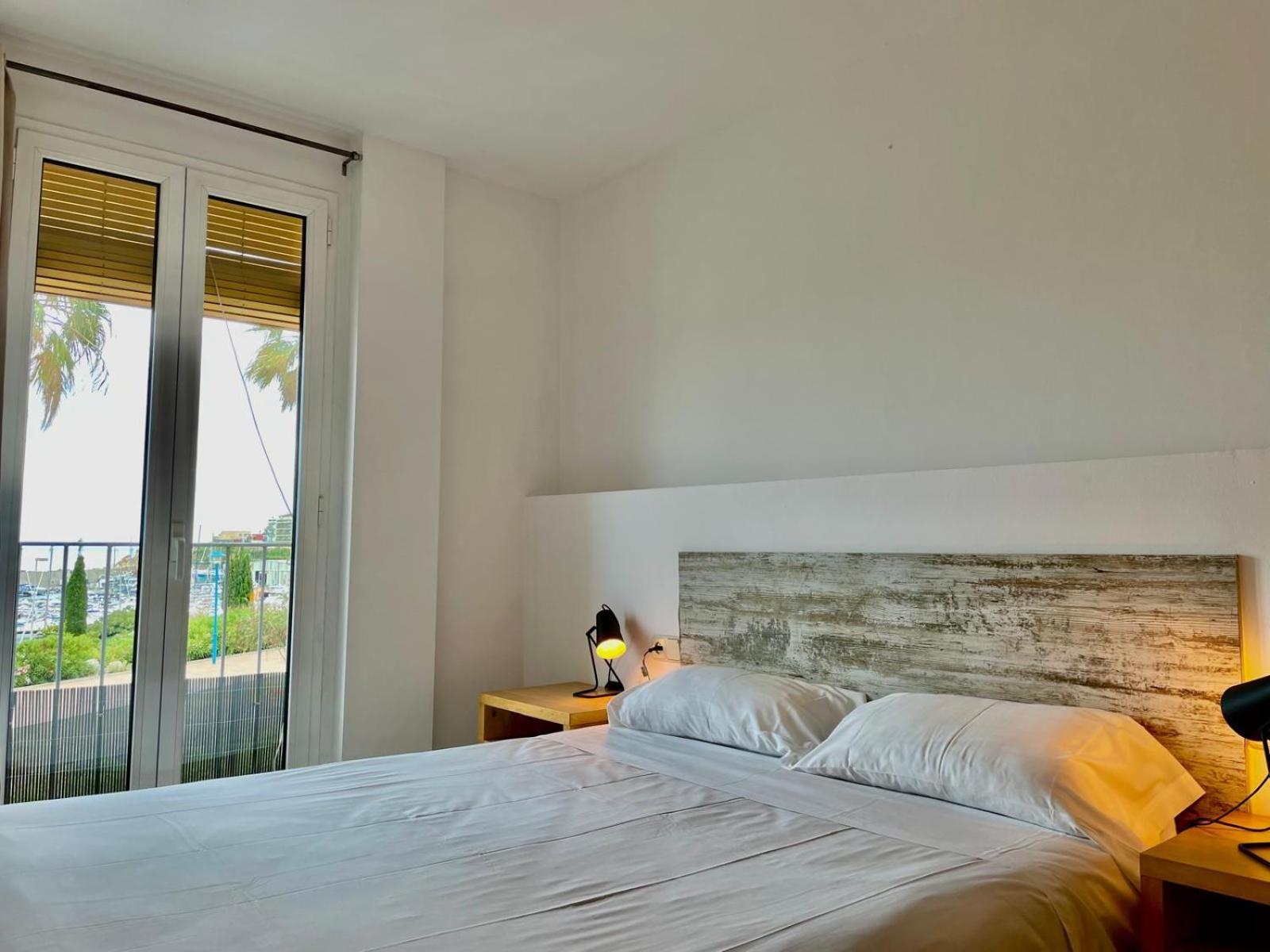Apartamentos Port Marina Palamós Eksteriør billede