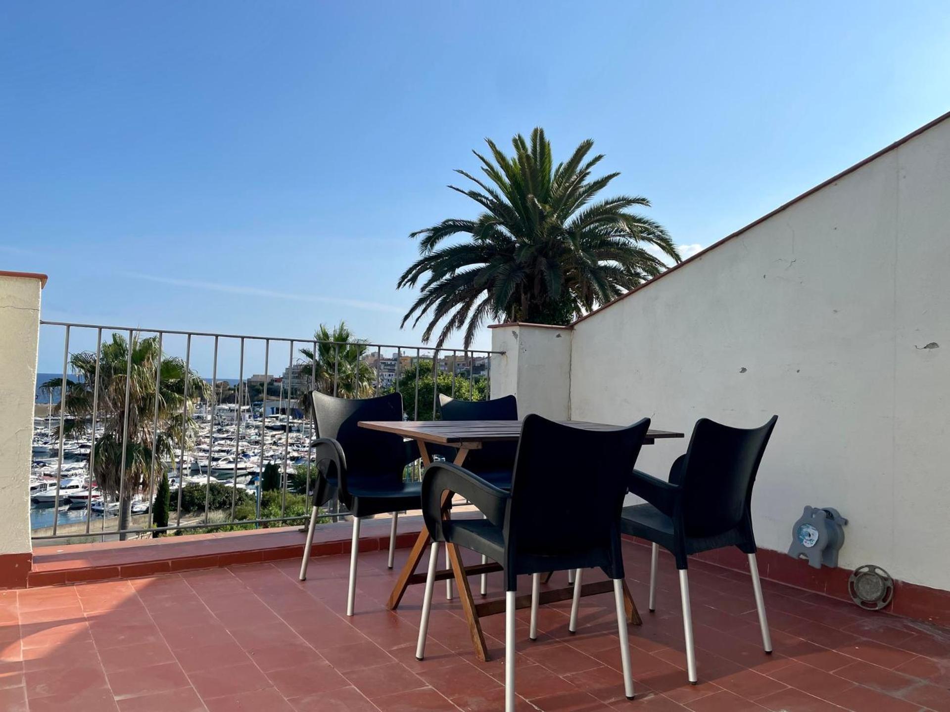 Apartamentos Port Marina Palamós Eksteriør billede